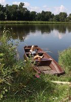 Клевый секс в лодке на воде 2 фотография